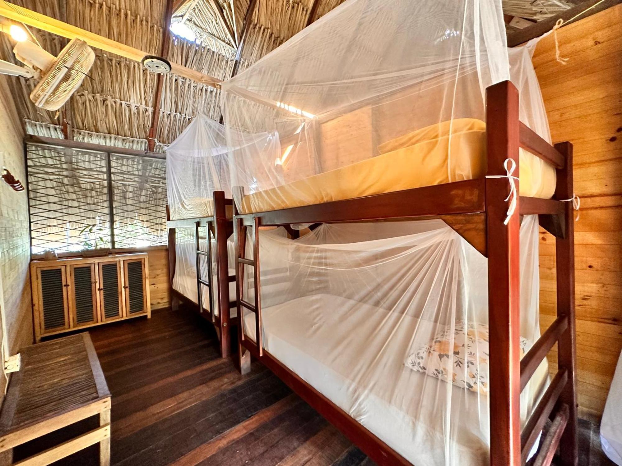 Bella Flor Hostel Palomino Ngoại thất bức ảnh